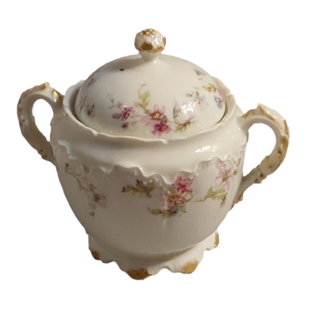 LIMOGES HAVILAND‎ FRANCE #17941  OVER GLAZE FLORAL COVERED SUGARB